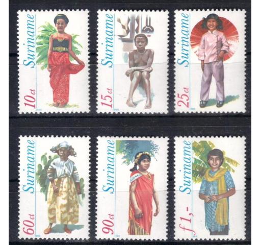 SURINAME, Costumes 1980 **